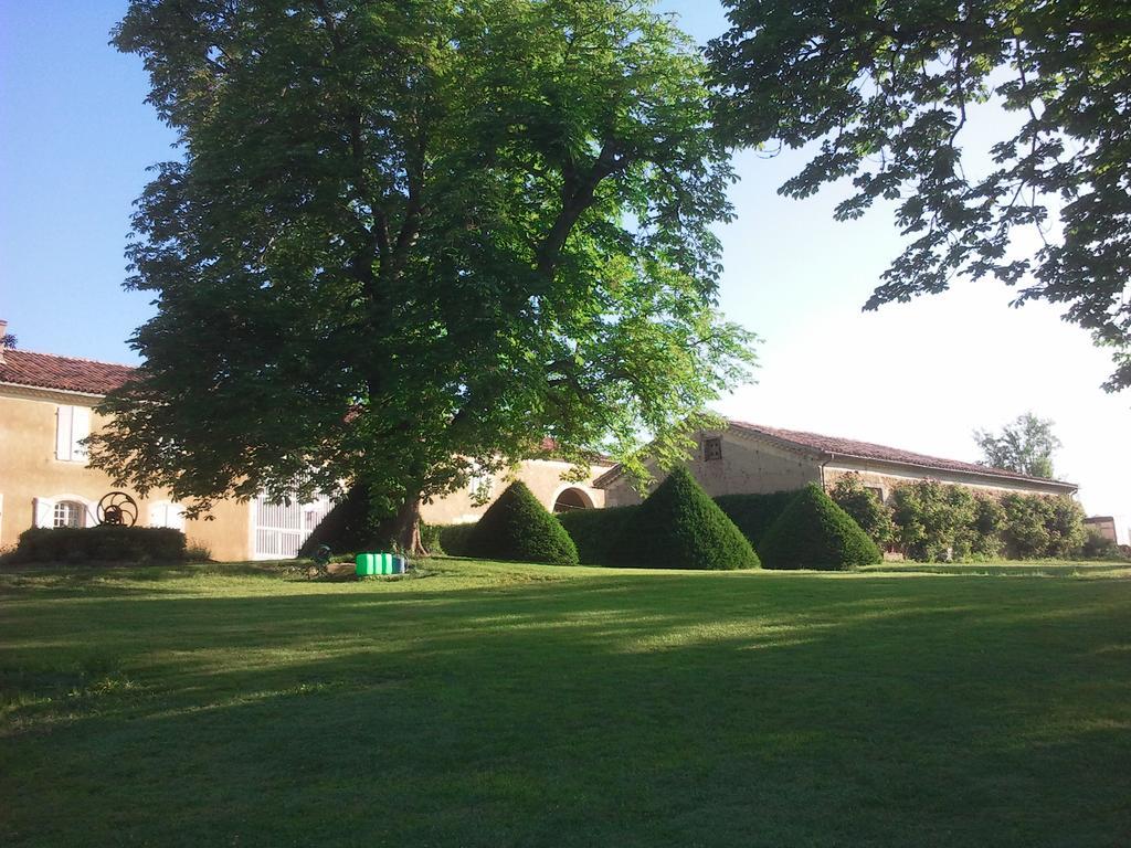 Le Gavachon Bed & Breakfast Leboulin Exterior photo
